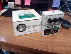 Electro-Harmonix Big Muff Pi with Tone Wicker — Fuzz Pedal