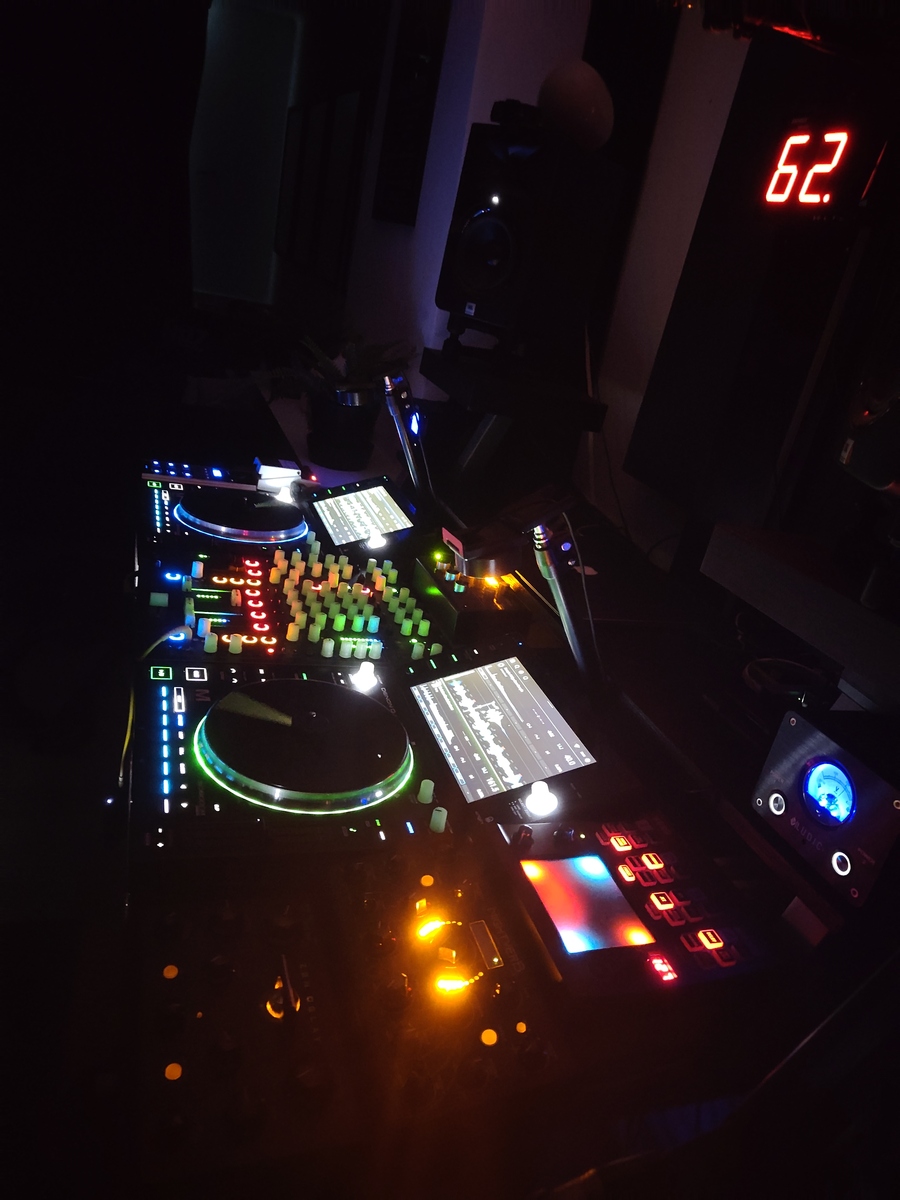 nachtraaf's music gear photo