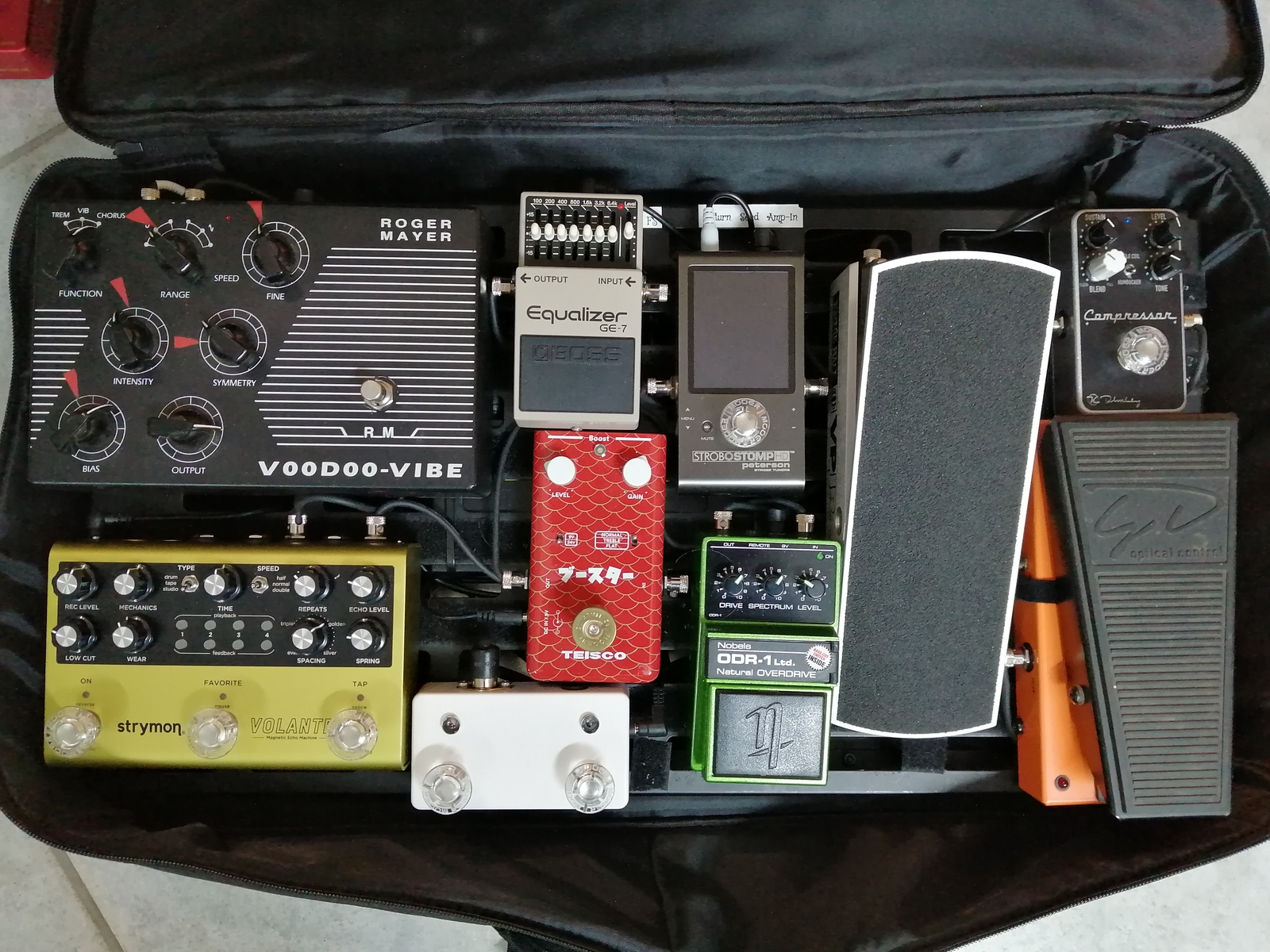 lothy's music gear photo