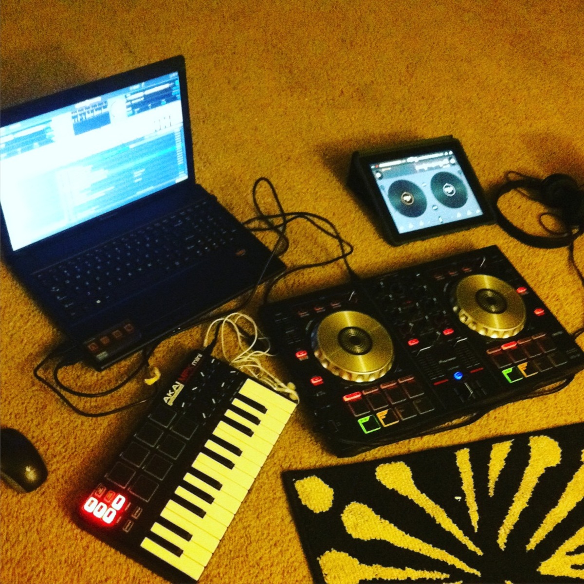 djtyr3x's music gear photo