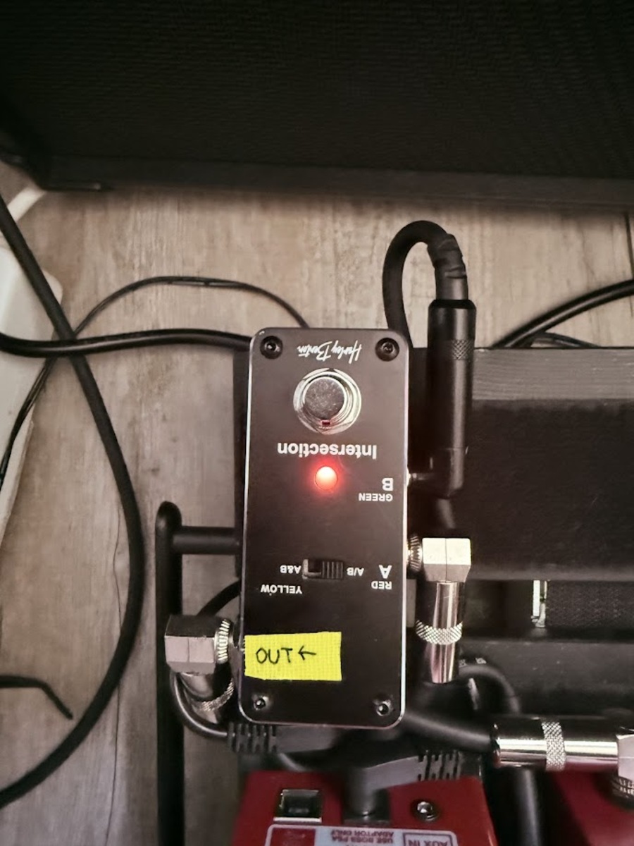 Pedalboard by floeleb featuring Harley Benton MiniStomp Intersection
