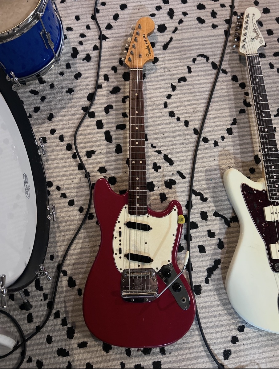 Music Gear Setup by thiswillhavetodo featuring Fender Mustang (1964-1969)