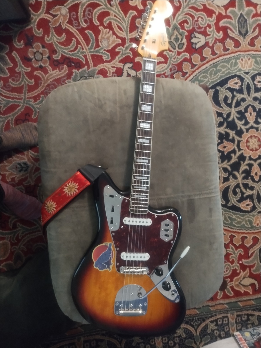 Music Gear Setup by daughteroffiat500 featuring Squier Classic Vibe '70s Jaguar