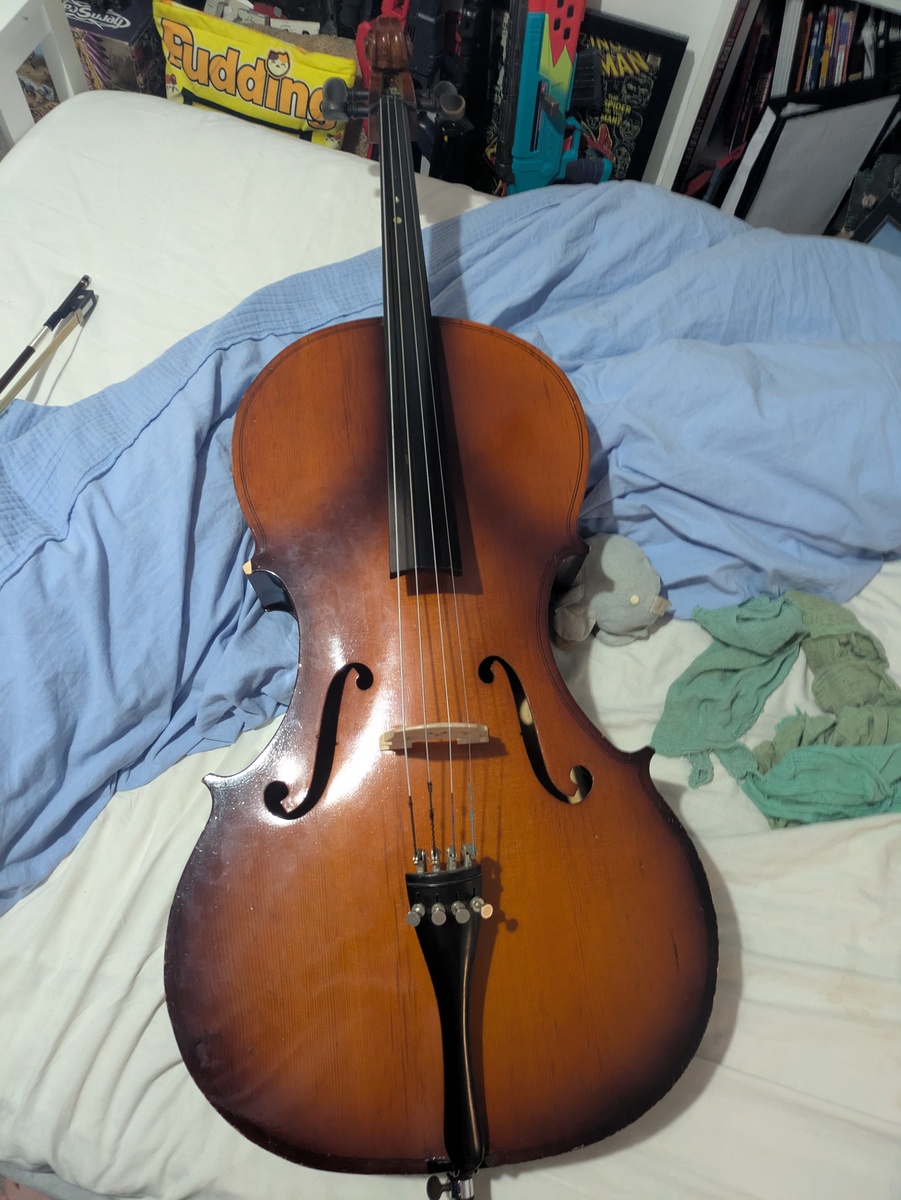 isly's music gear photo