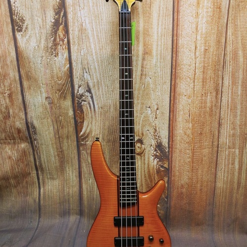Photo of Ibanez SR 700 in a guitar