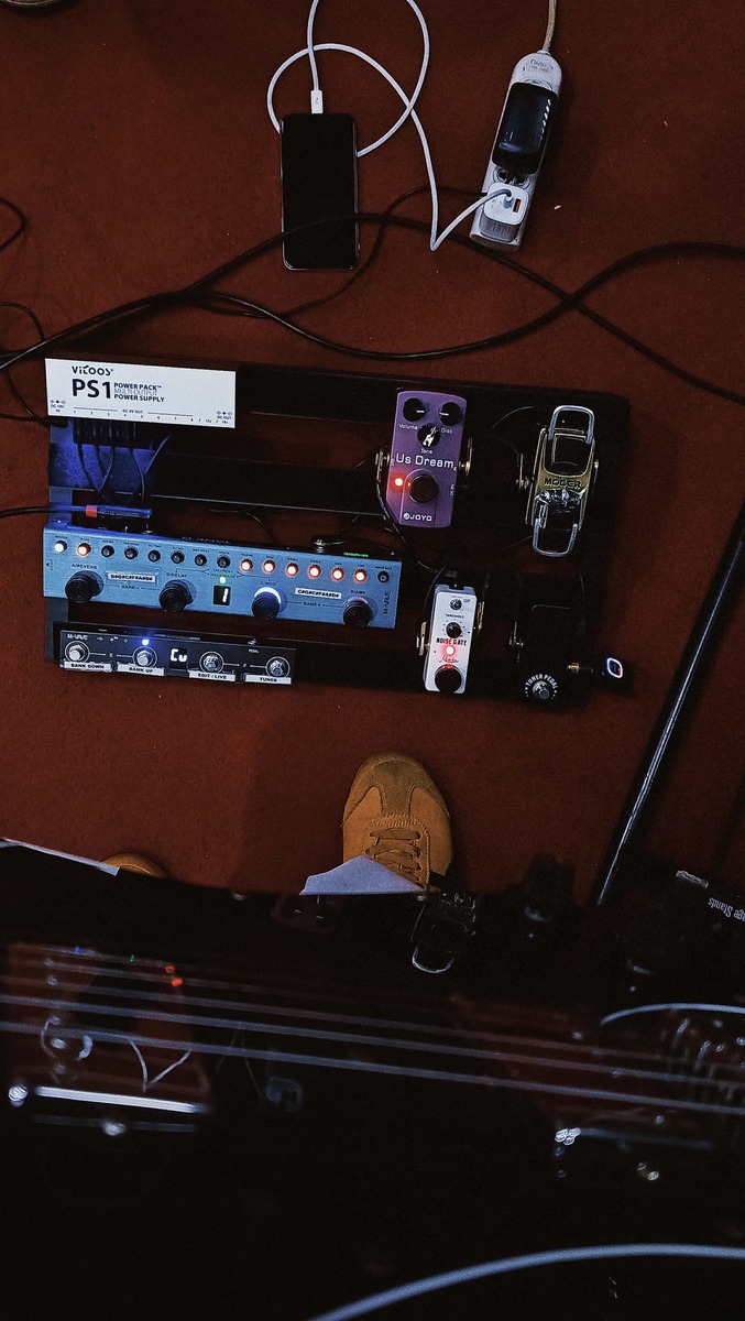 Pedalboard by rome_reyes featuring Squier Affinity Telecaster Deluxe, M-Vave Tank-G, and Rowin LEF-319 Noise Gate and 5 more pieces of gear
