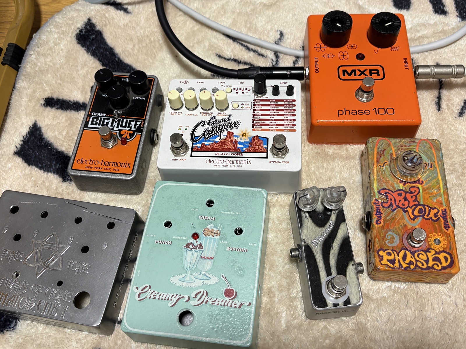 Electro-Harmonix Pedalboard by kelly_liu featuring MXR M107 Phase 100, Electro-Harmonix Grand Canyon, and Electro-Harmonix Op-Amp Big Muff Pi