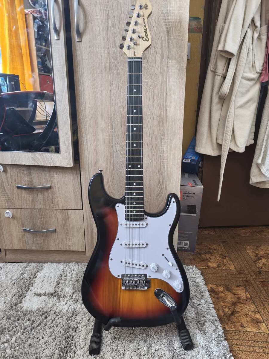 Music Gear Setup by bobi featuring Encore E6 Electric Guitar
