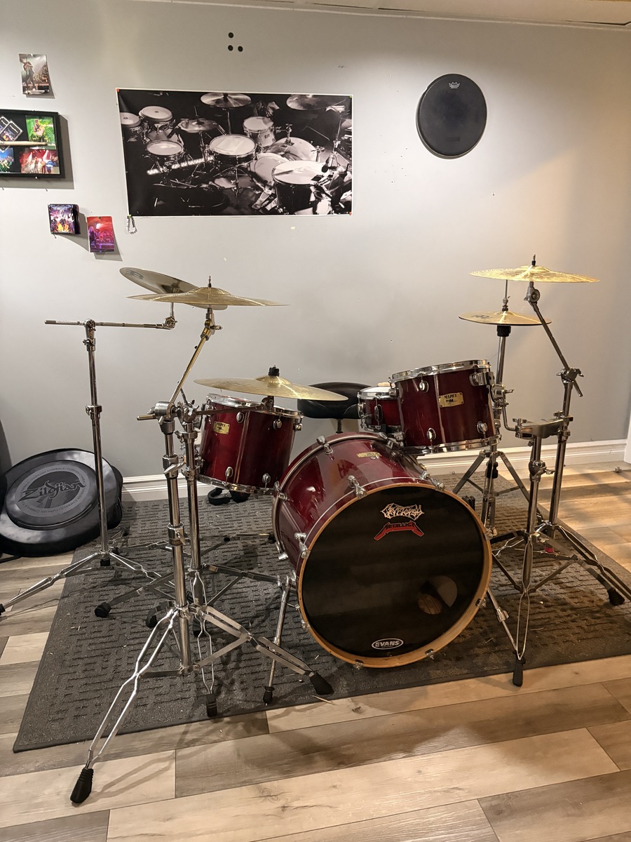 Metal Drum Kit by jaxson_cm featuring Meinl HCS 16" Crash Cymbal, Meinl 10" HCS Splash, and Meinl HCS 16" China Cymbal and 6 more pieces of gear