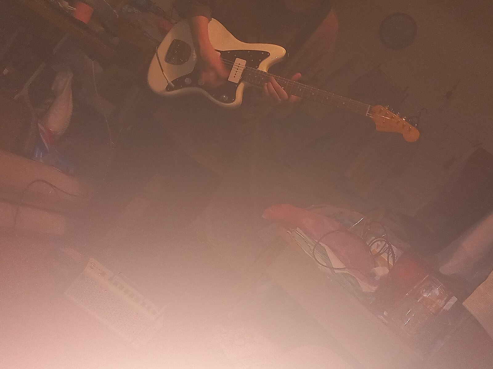 Music Gear Setup by artemis_ featuring Squier Classic Vibe '60s Jazzmaster