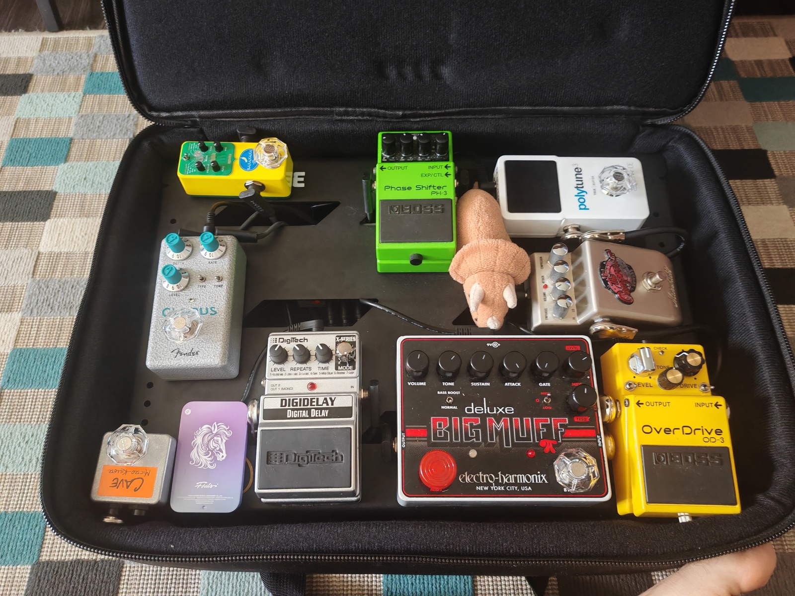 Pedalboard by kebabde_shish featuring TC Electronic PolyTune 3, Marshall ED-1 Edward Compressor Pedal, and Boss OD-3 OverDrive and 4 more pieces of gear