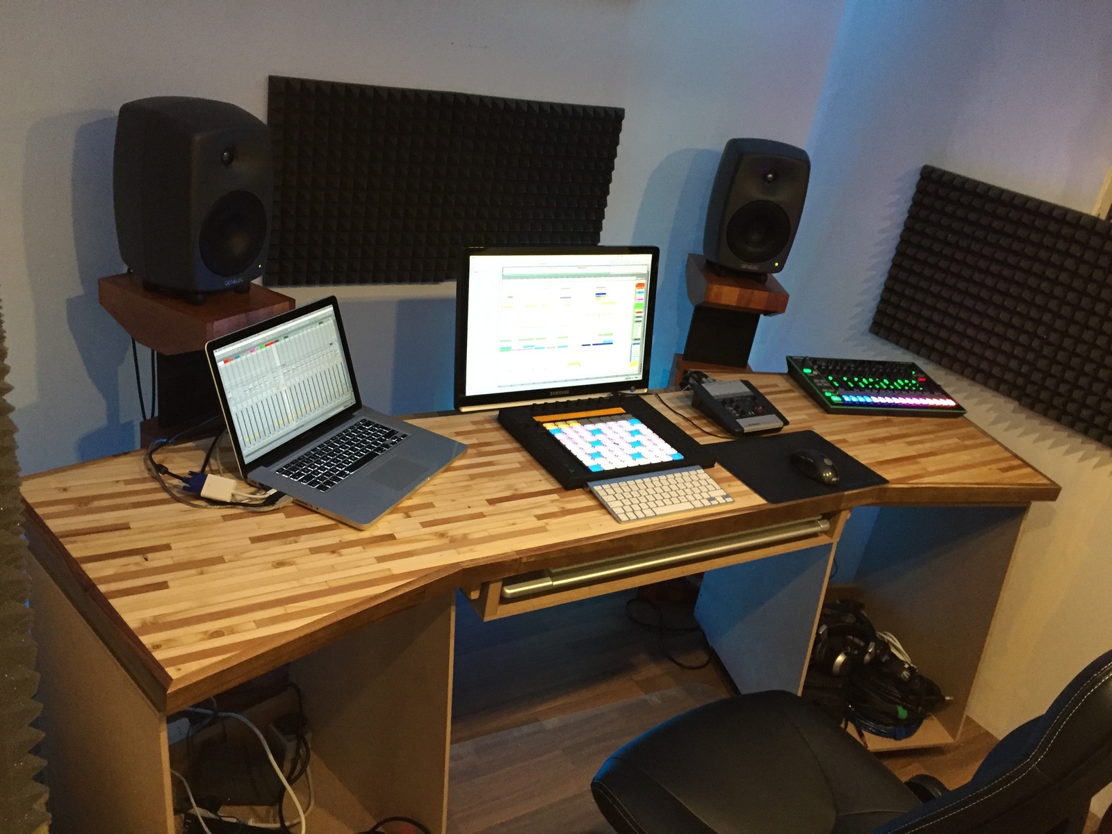 any's music gear photo