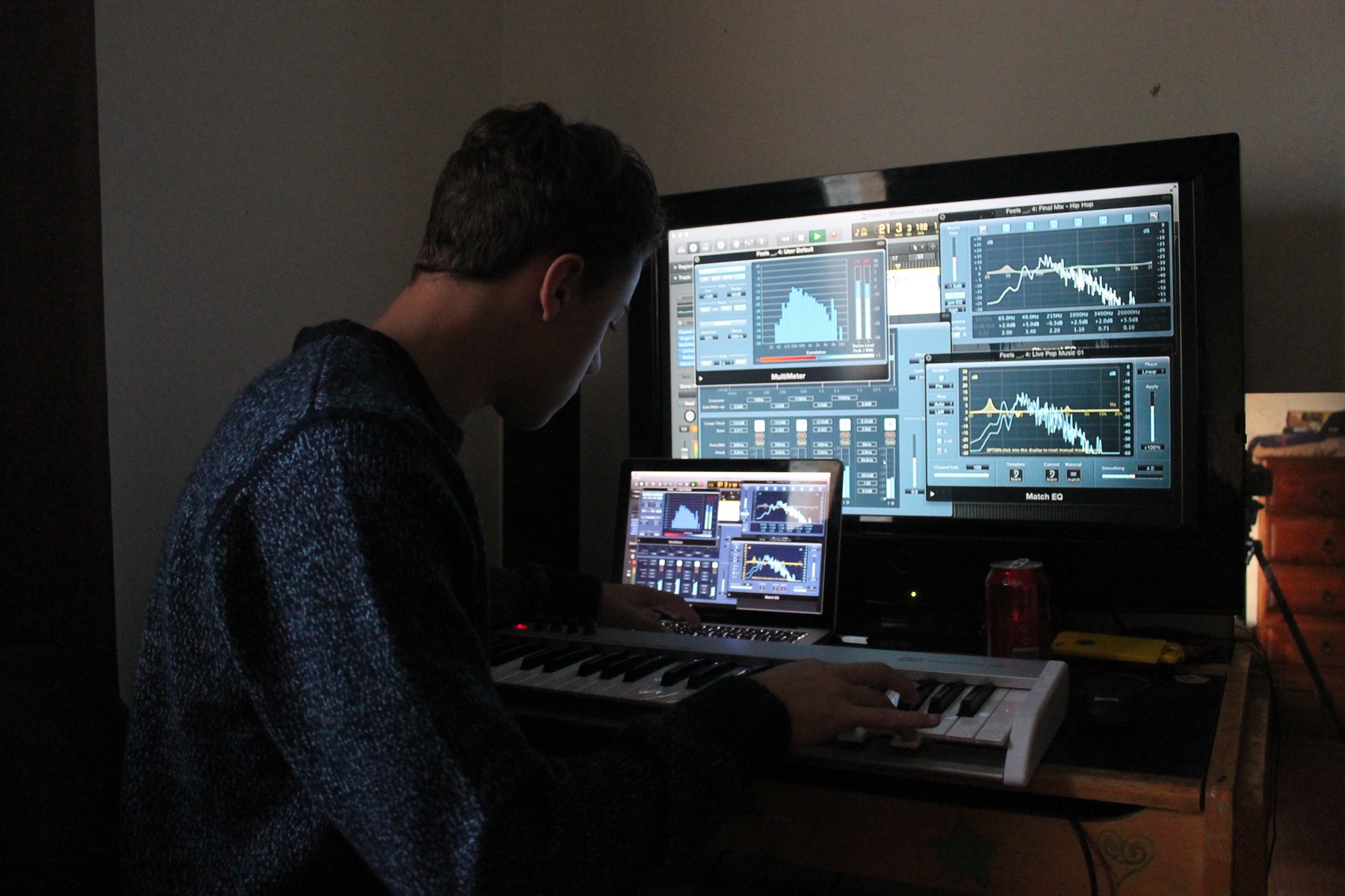 kuren's music gear photo