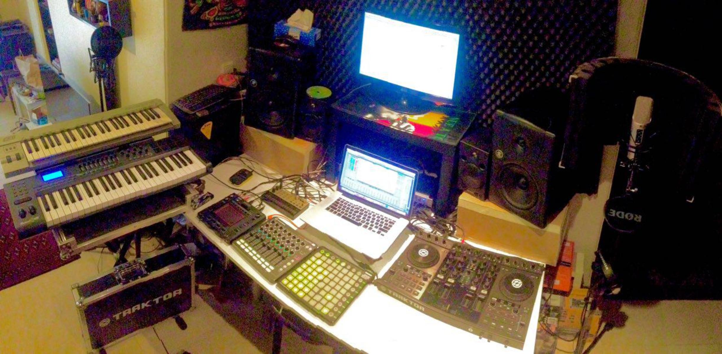 alphy's music gear photo