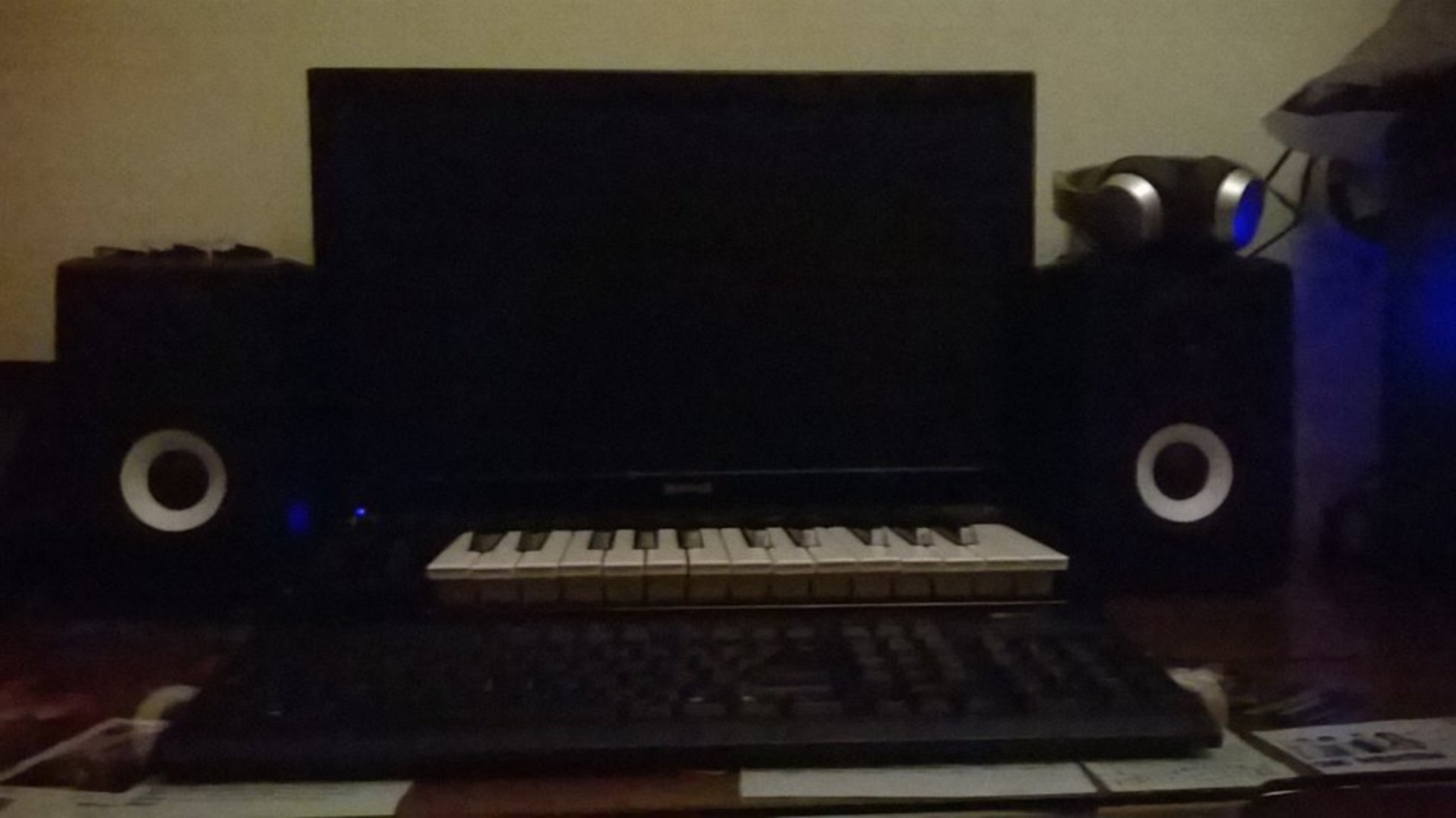 sickedup's music gear photo