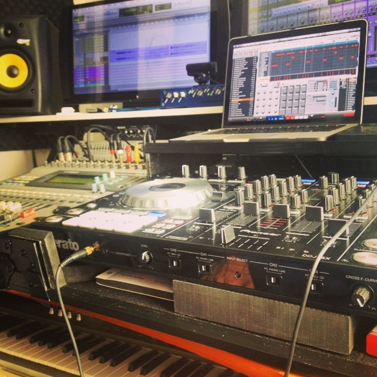 dj_mat_max's music gear photo