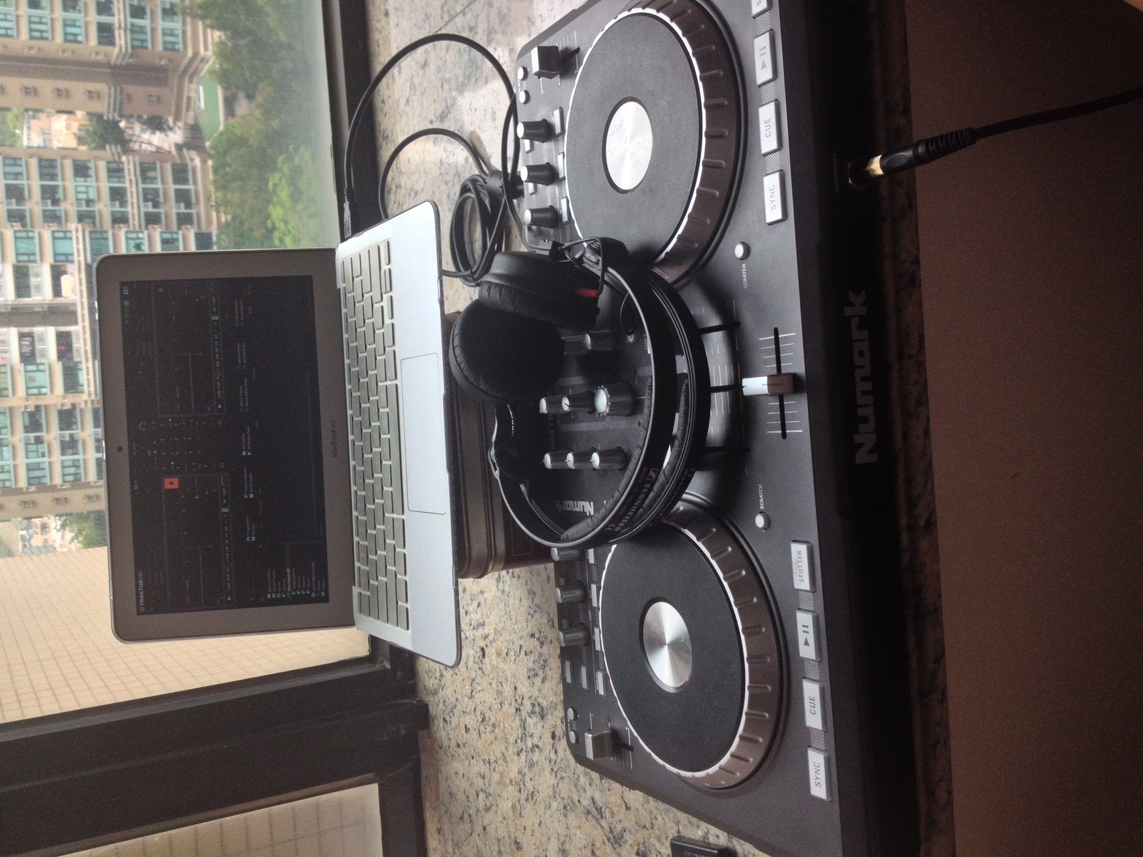 kwanguluke's music gear photo