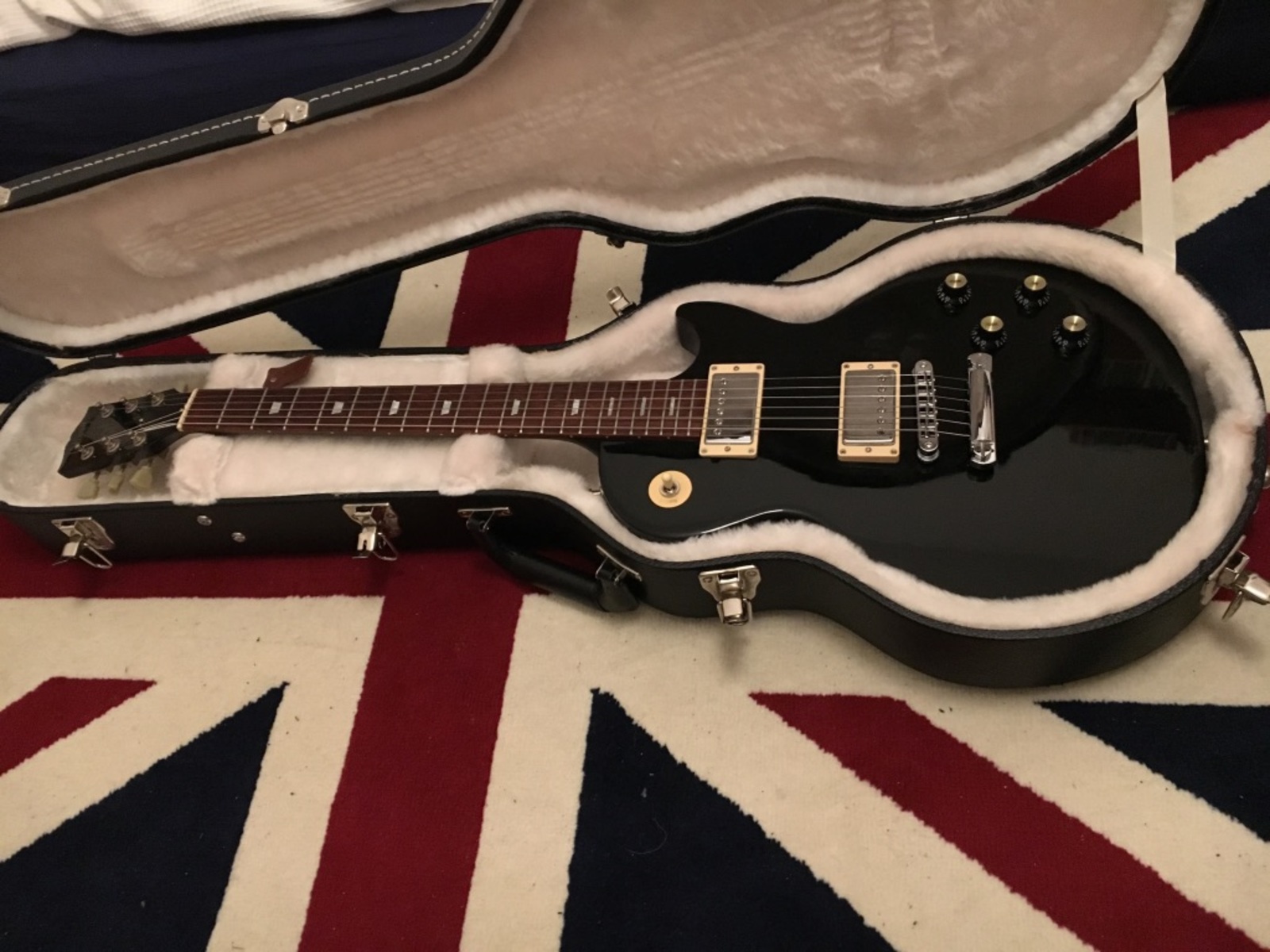 Metal Music Gear Setup by lostart featuring Gibson Les Paul Studio