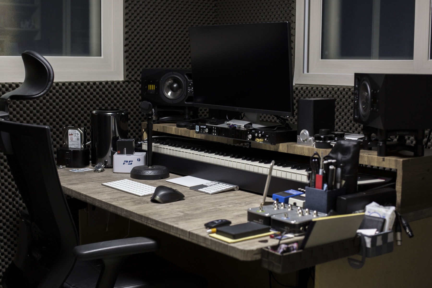 varty's music gear photo