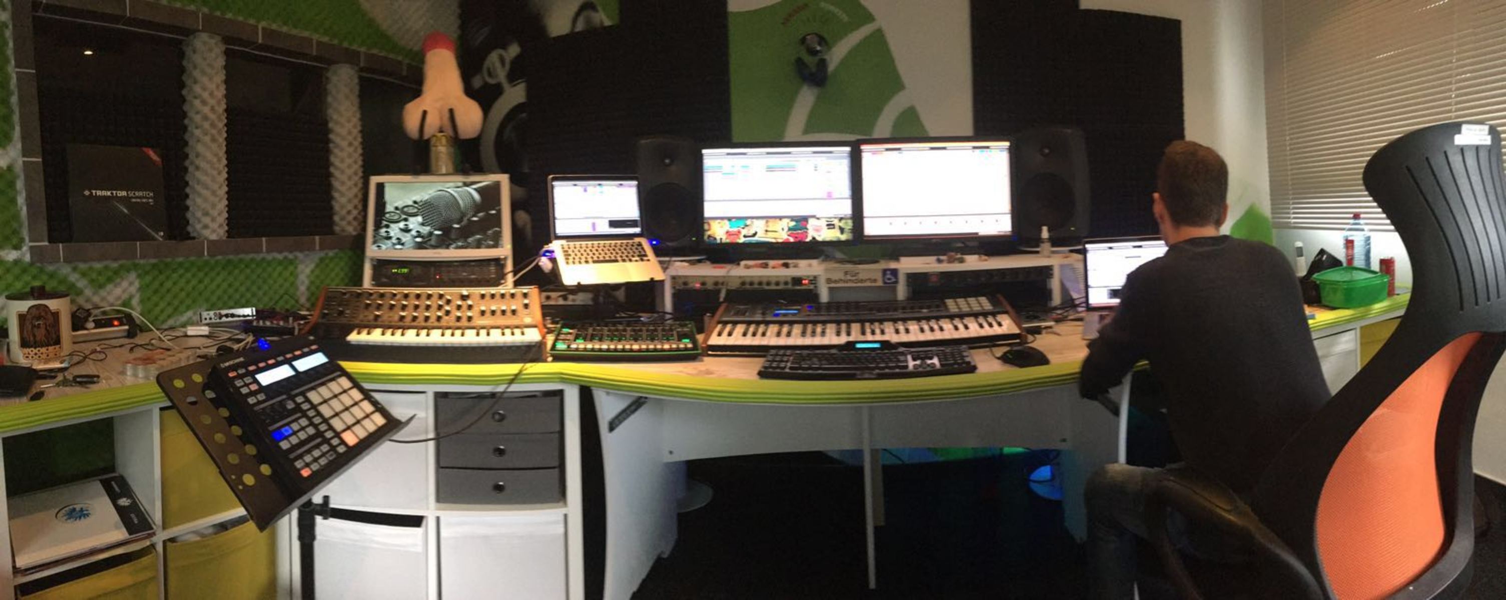 nobots's music gear photo