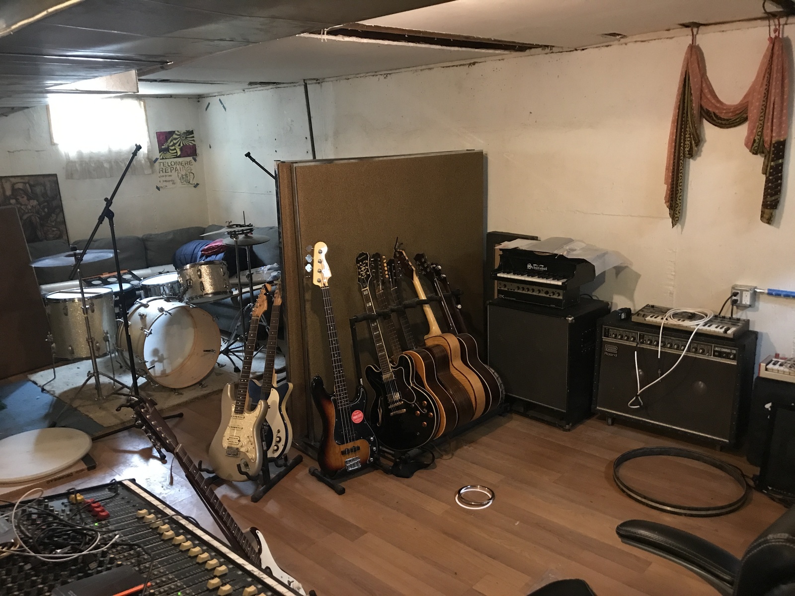 xaqary's music gear photo