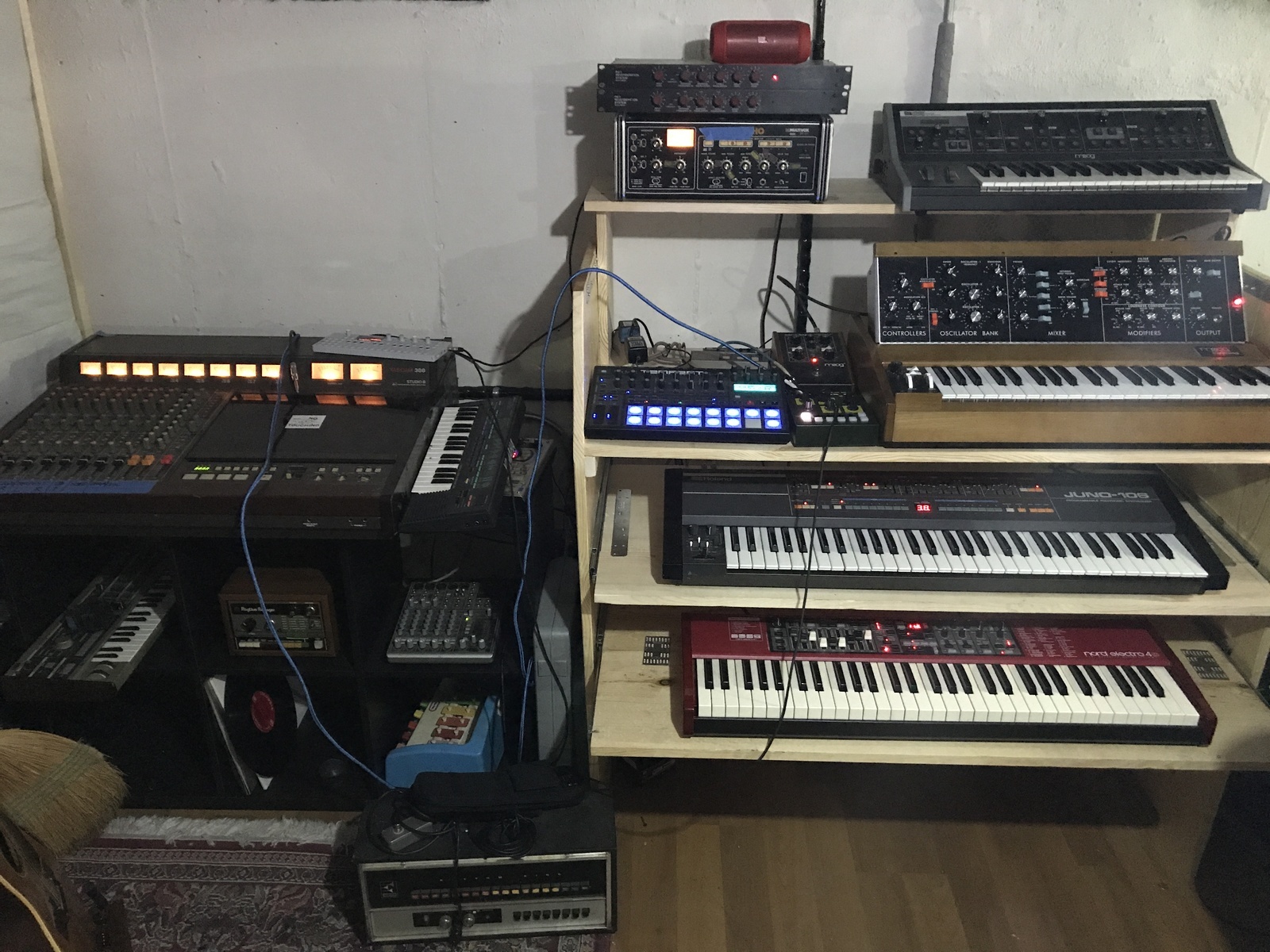 xaqary's music gear photo