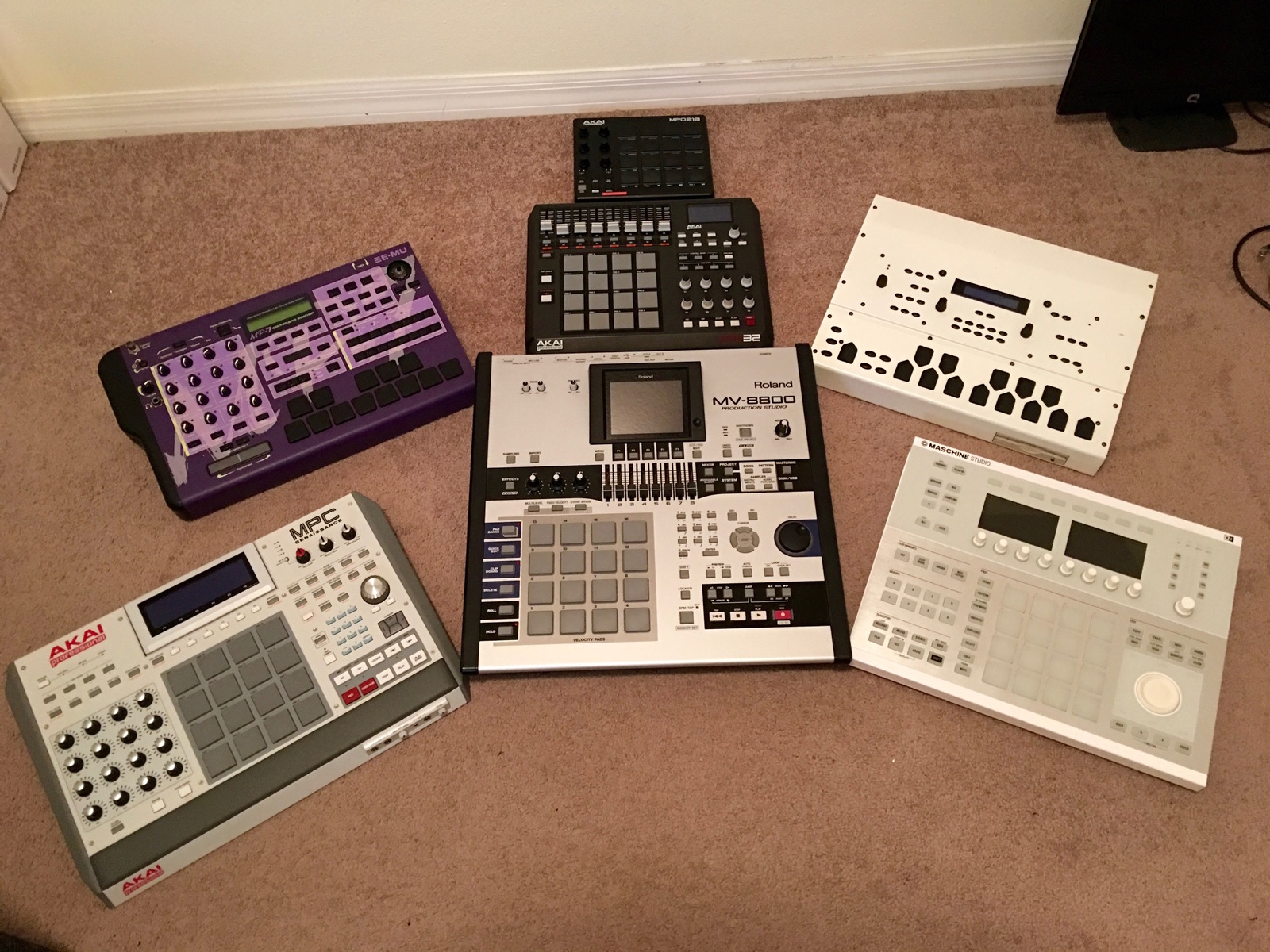 beatmakaz's music gear photo