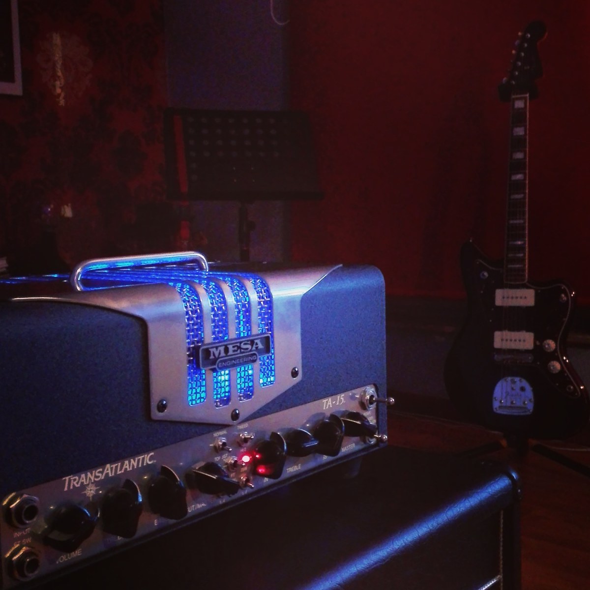 Fender Music Gear Setup by bart11grr featuring Fender Jazzmaster Troy Van Leeuwen Signature and Mesa/Boogie Transatlantic TA-15 Head