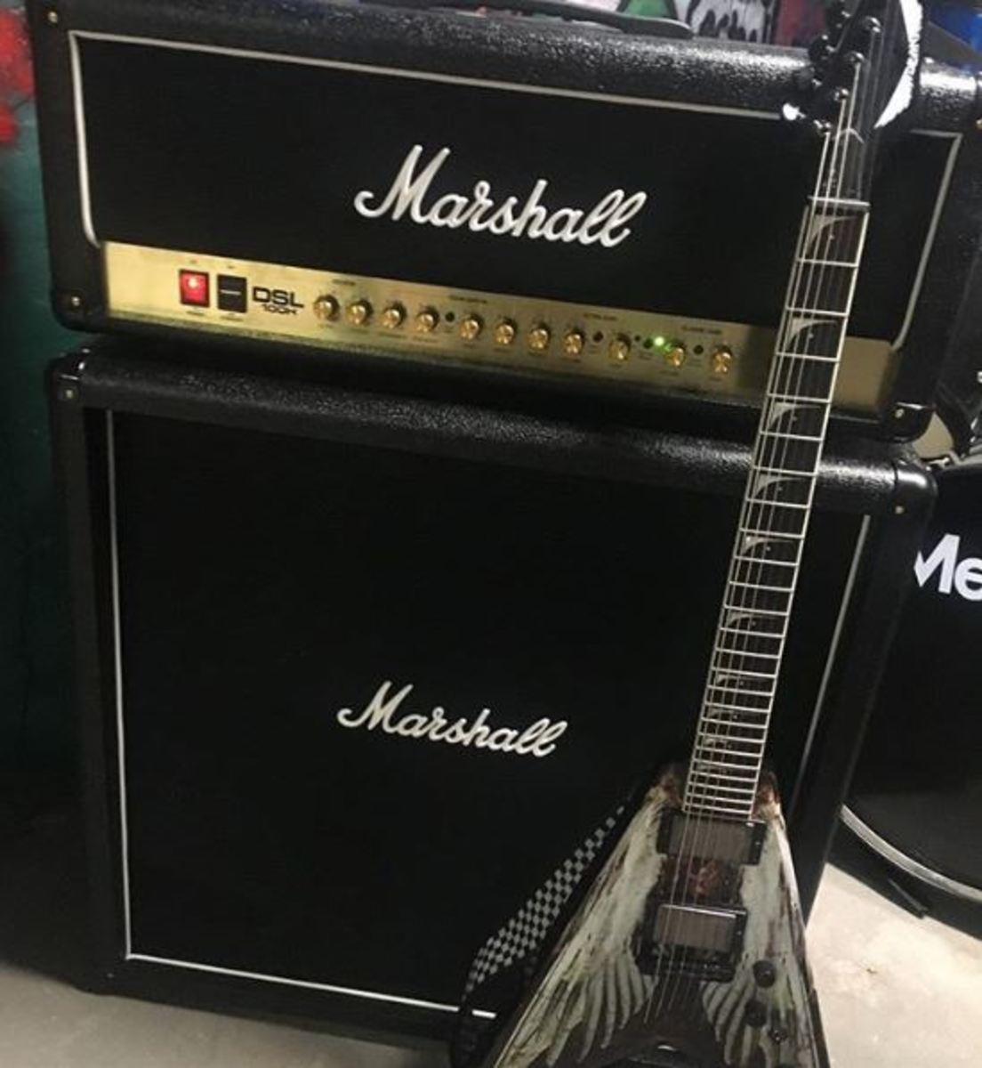 Metal Music Gear Setup by dominicbauers featuring Dean VMNT Dave Mustaine Angel of Deth, Marshall DSL100H, and Marshall MX412B