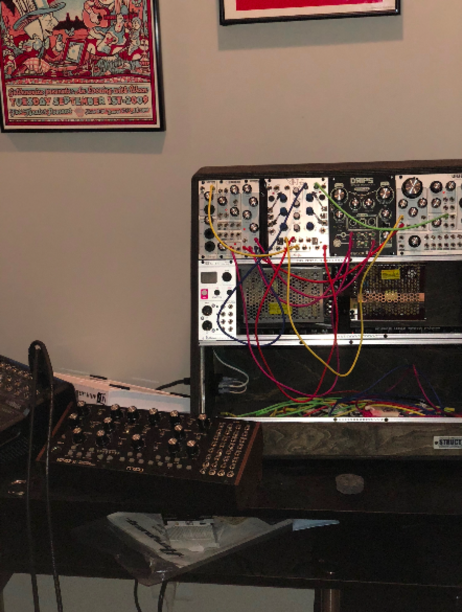Electronic Synth Setup by johnvzajac featuring Moog Mother-32, Make Noise Maths, and Pittsburgh Modular, Double Helix Oscillator and 1 more piece of gear