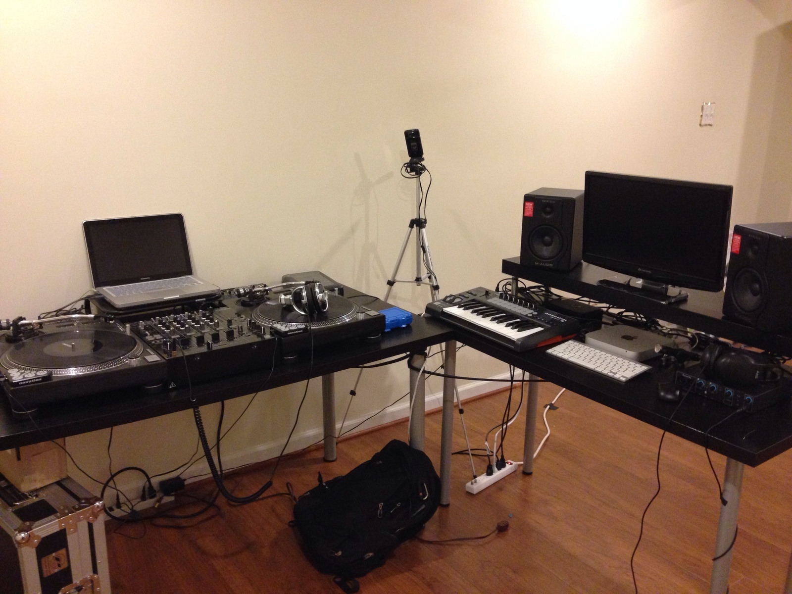 djvtrakz's music gear photo