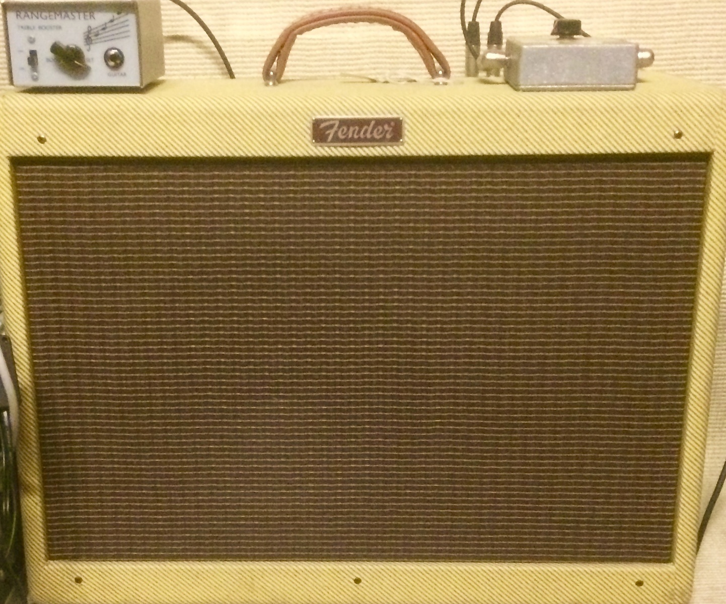 Electronic Studio Setup by miroslav_matuska featuring Fender Blues Deluxe Reissue and Dallas Rangemaster Treble Booster