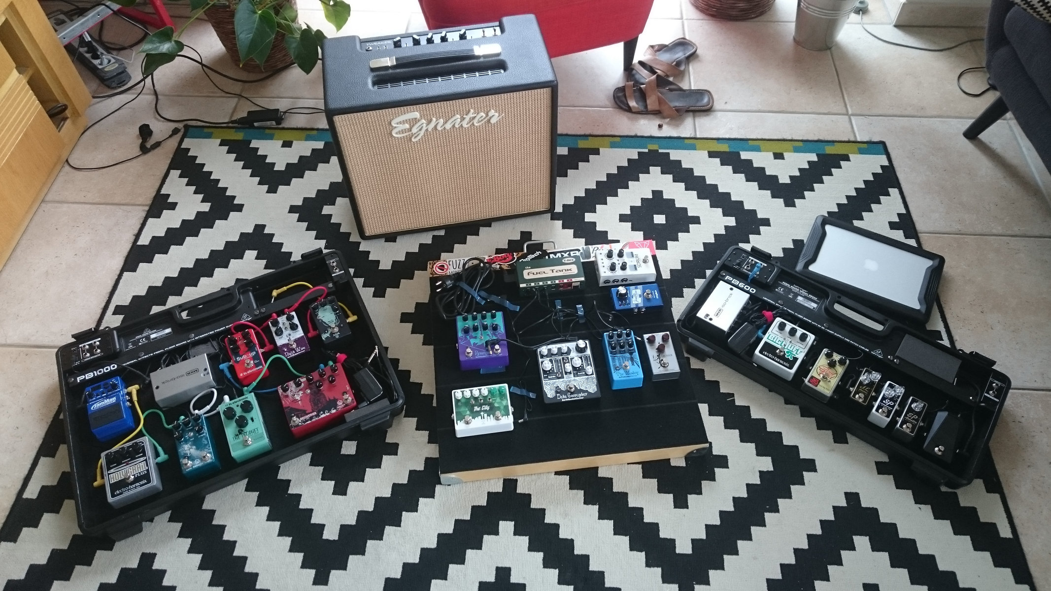 Pedalboard by deroda_eid featuring Walrus Audio Julia, Xotic Effects SL Drive, and Korg Pitchblack Advance and 21 more pieces of gear