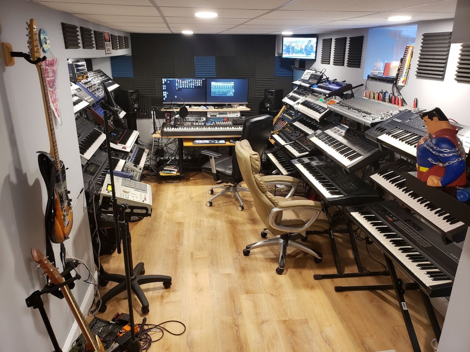 Electronic Synth Setup by enorthby featuring JBL LSR305 and Casio VZ-1
