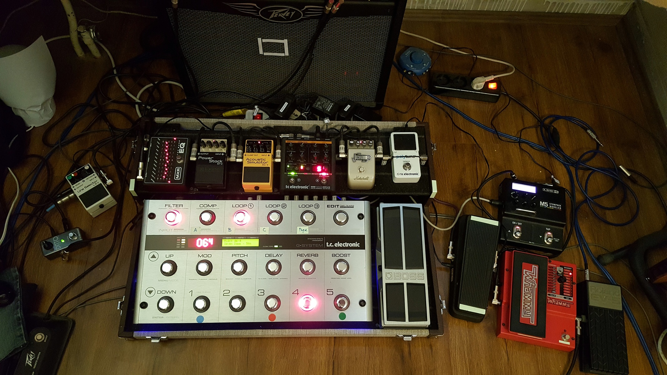 hosane's music gear photo