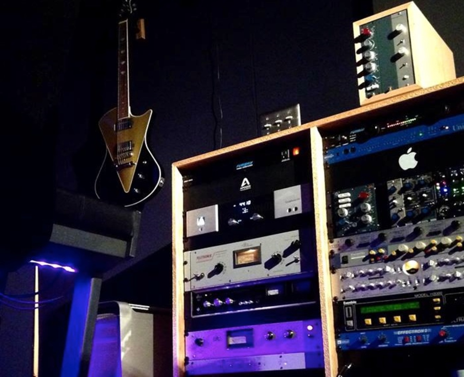 Apogee Music Gear Setup by cope_till featuring Music Man Armada and Apogee Symphony I/O