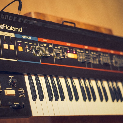 Roland Juno-60 - Best Deals, Reviews, & Pro Users | Equipboard