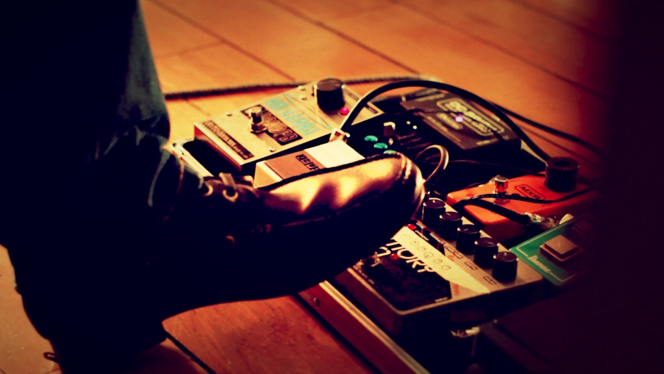 Electro-Harmonix Pedalboard by serionoserio featuring Ibanez TS808 Tube Screamer, MXR M101 Phase 90, and Electro-Harmonix Holy Grail and 1 more piece of gear