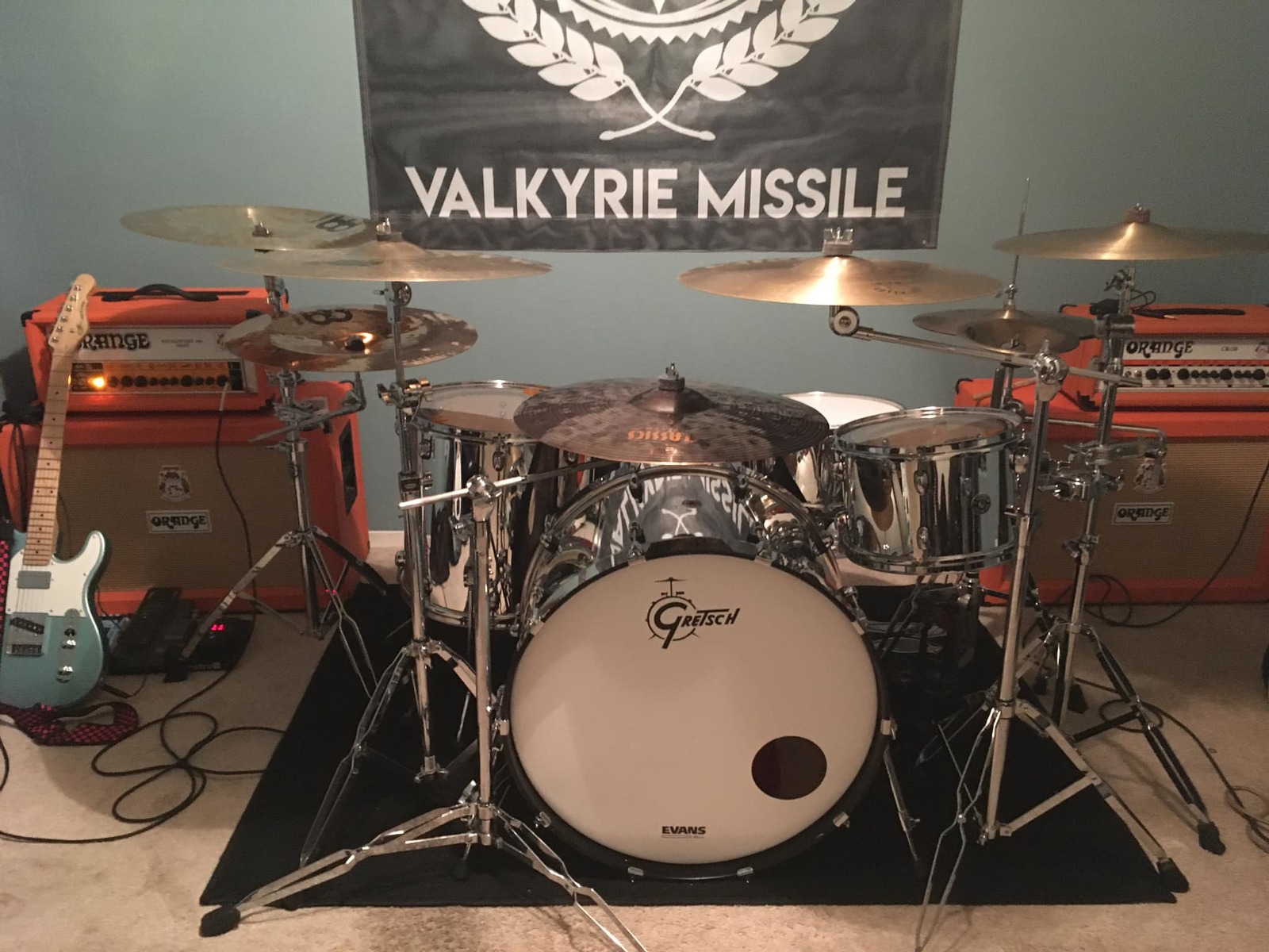 Music Gear Setup by alphaorionis featuring Gretsch Catalina Club Rock