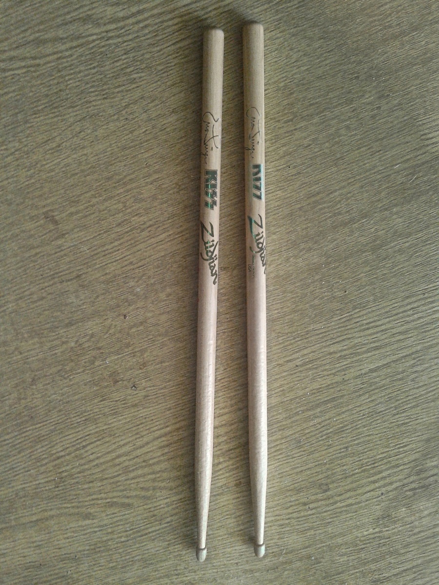 Music Gear Setup by ignatiusshow featuring Zildjain Eric Singer Artist Drumstick
