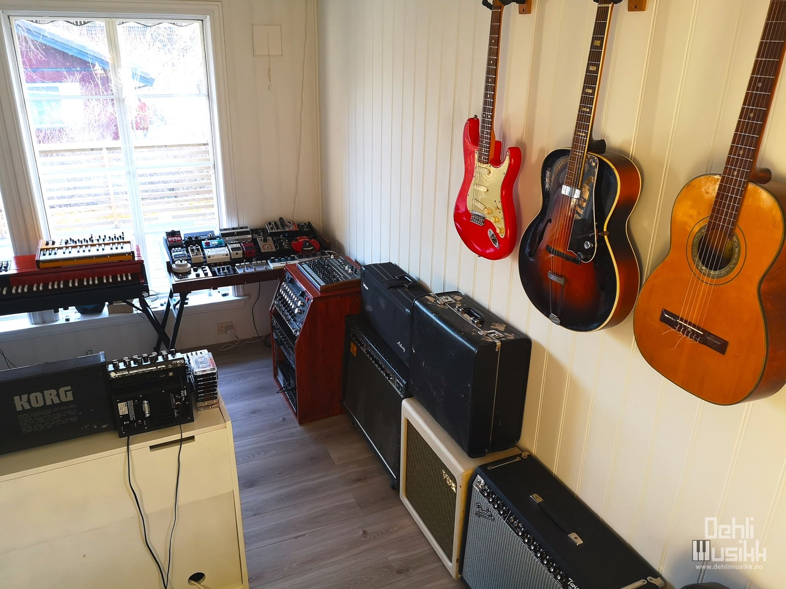 Amp Rig by benjamindehli featuring Vox AC15H1TV, Fender Stratocaster Electric Guitar, and Dunlop JDF2 Fuzz Face
