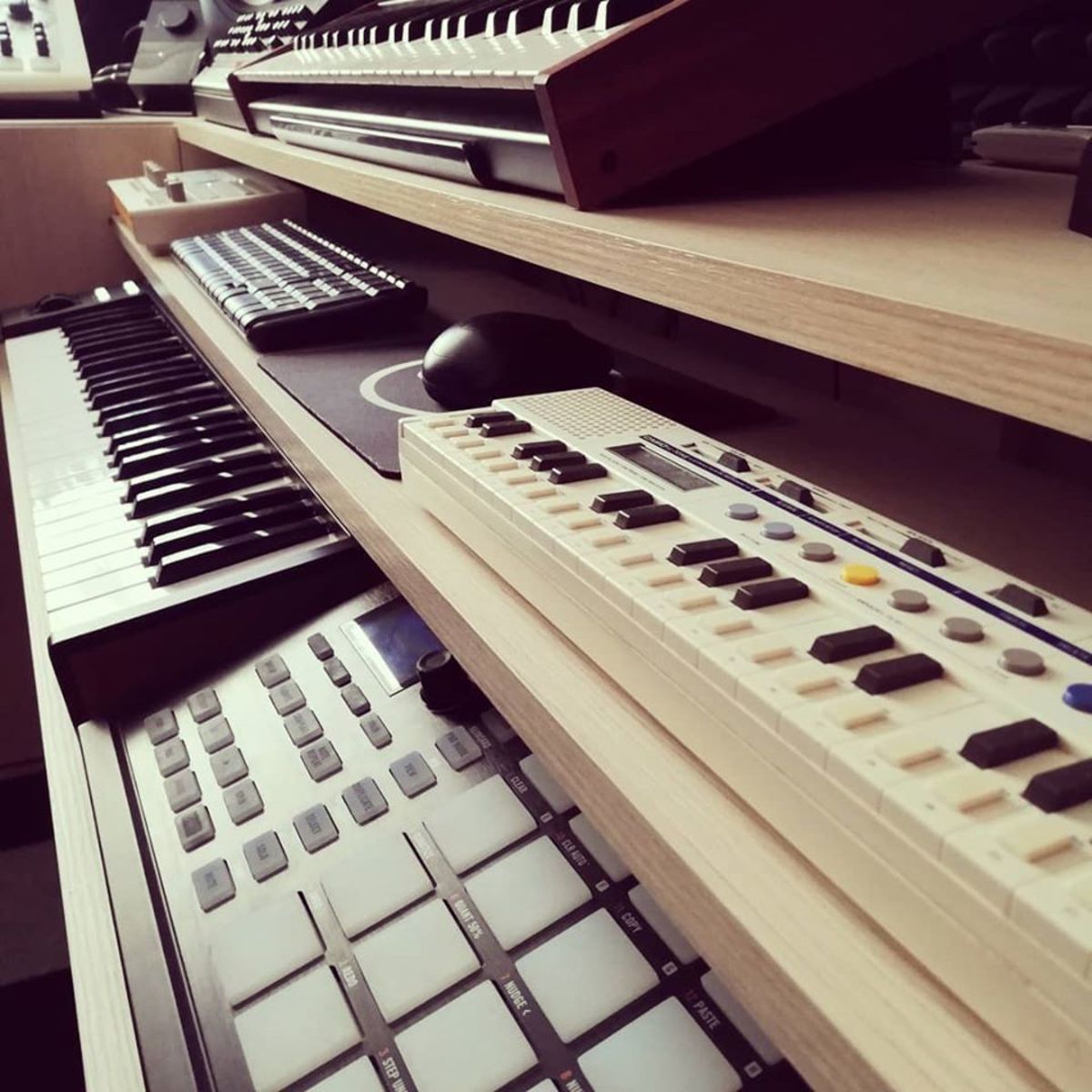 plazmabeat's music gear photo