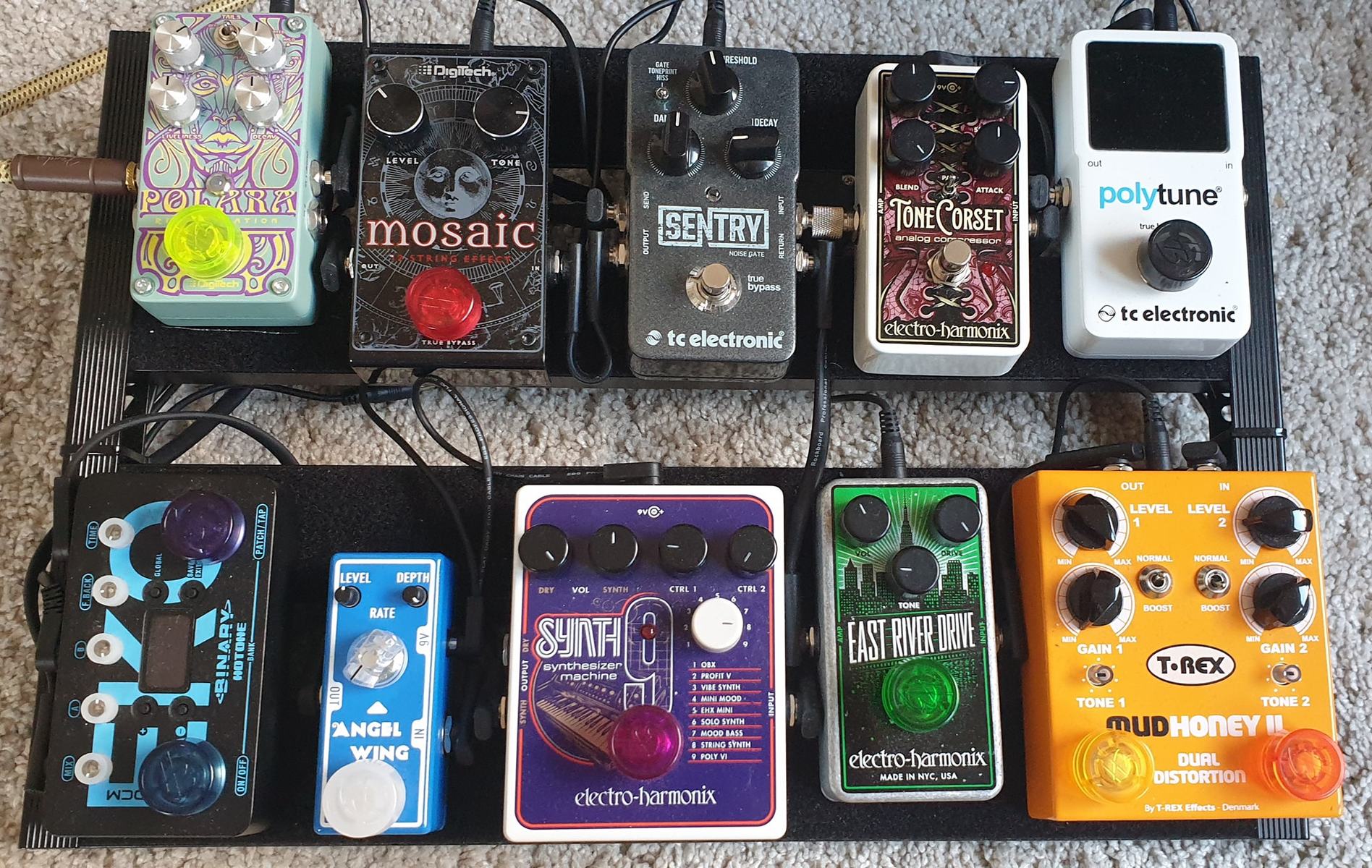Music Gear Setup by emrage featuring DigiTech Polara, DigiTech Mosaic, and TC Electronic Sentry Noise Gate and 3 more pieces of gear