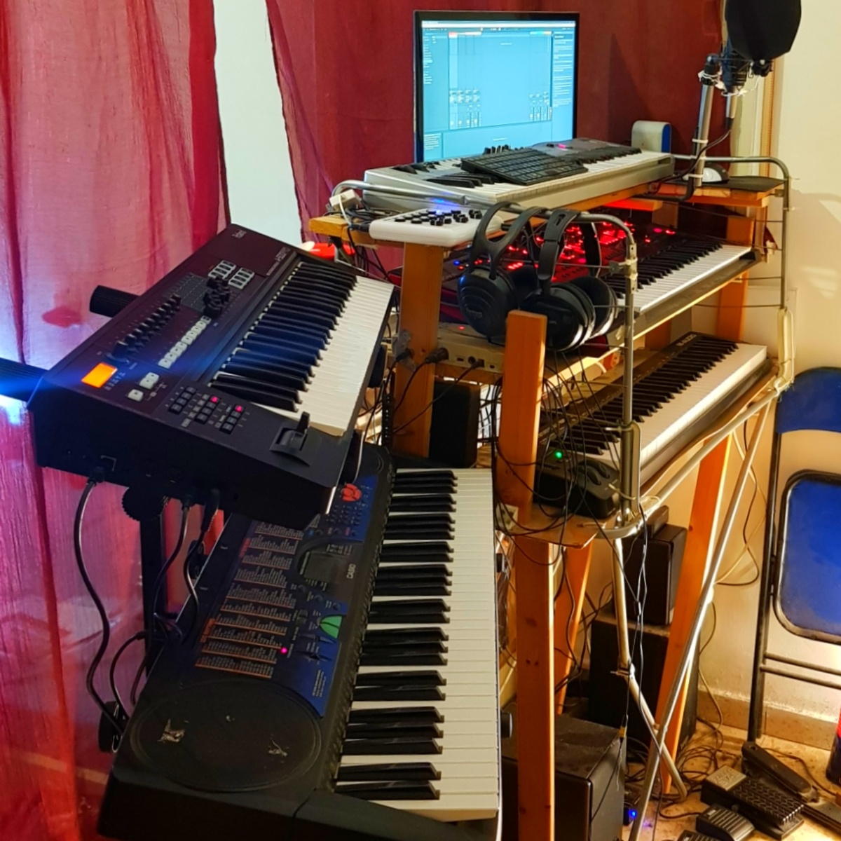 shimron's music gear photo