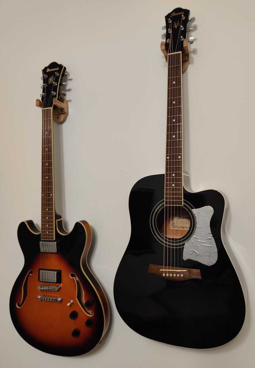 Music Gear Setup by spaceshipsovrglasgow featuring Ibanez Artcore AS73 and Ibanez V70CE Acoustic-Electric