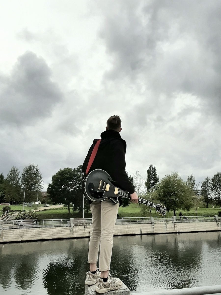 Music Gear Setup by ahremenko featuring Greco Les Paul Custom