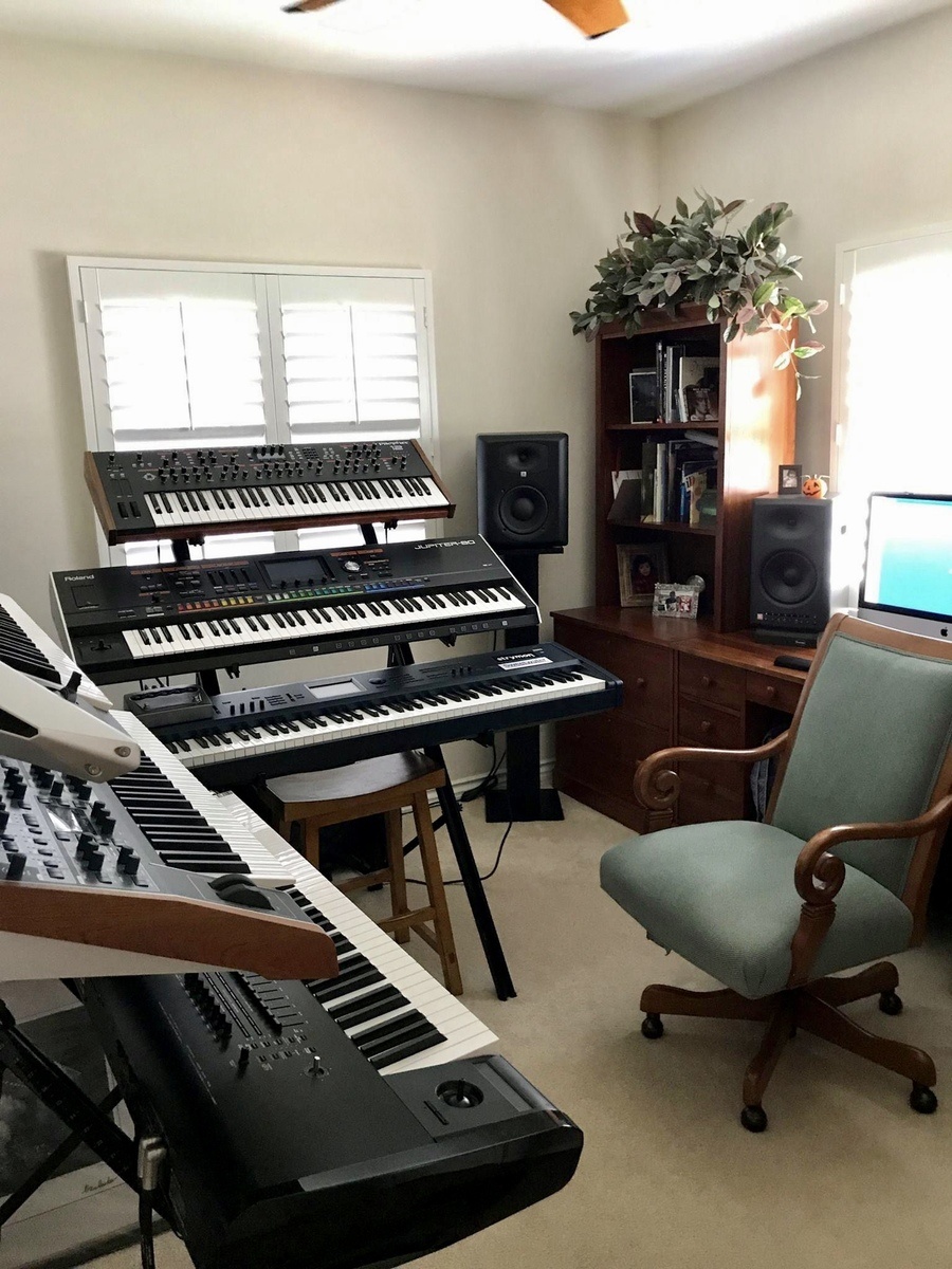 Music Gear Setup by adrian_heredia featuring Roland Jupiter-80 76-Key Synthesizer
