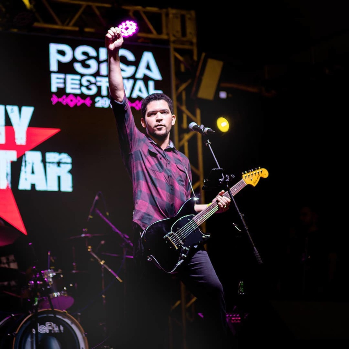 Music Gear Setup by rocknaventa featuring Fender Mustang Electric Guitar