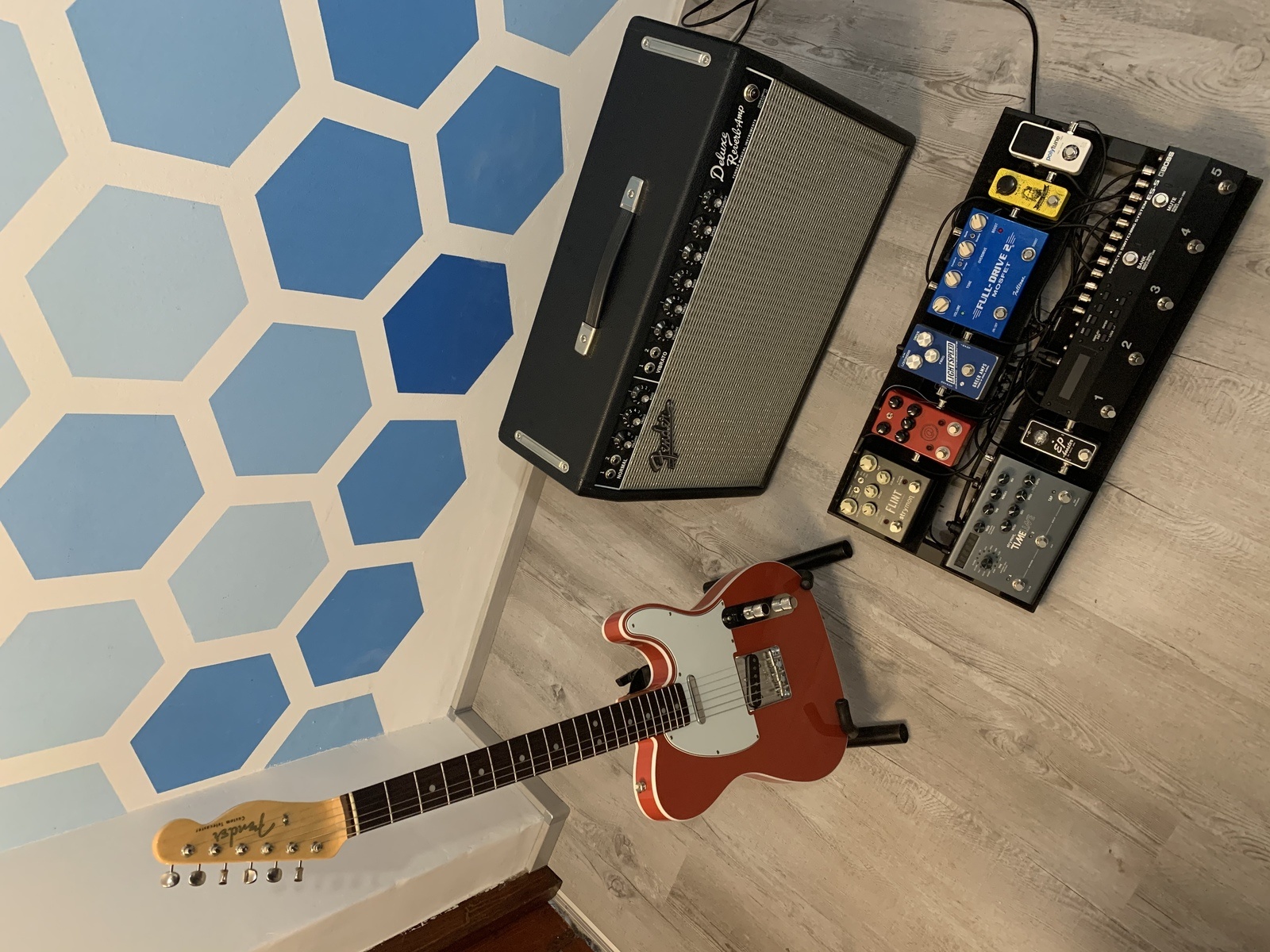 Country Music Gear Setup by ziga_janezic featuring Fender '65 Deluxe Reverb Reissue 1x12 Combo Amplifier and Fender American Original '60s Telecaster
