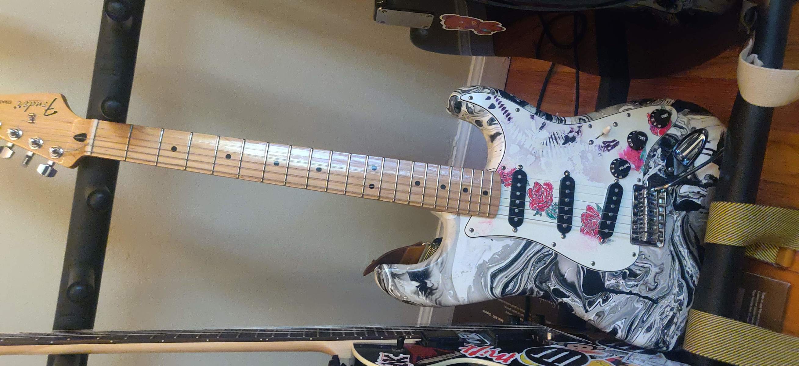 Music Gear Setup by liam_konig featuring Fender Stratocaster Electric Guitar